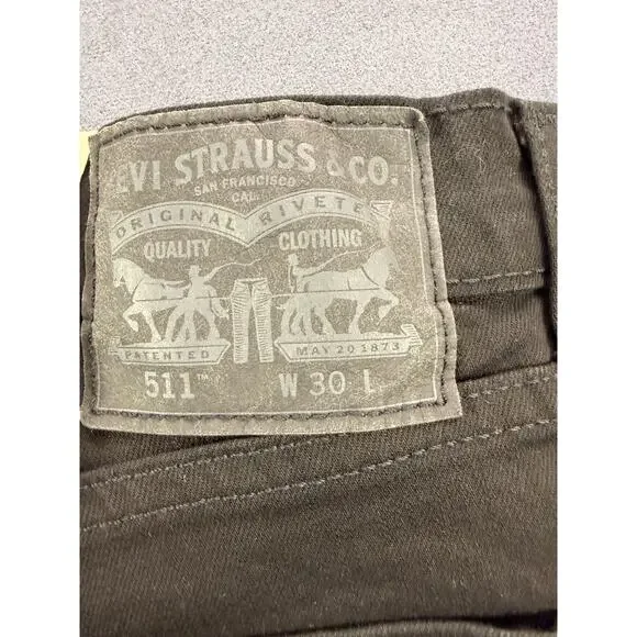 Levi 522 Slim Shorts Mens 30" Black Cutoff NWT - Picture 7 of 11